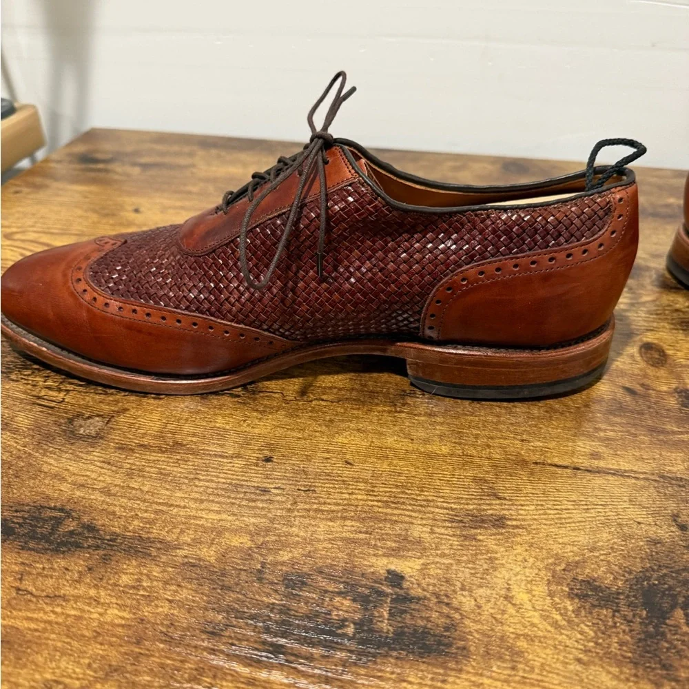 Allen Edmonds men’s wingtips - Picture 4 of 11